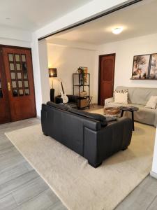 Cozy Room with Private Bathroom in Cascais - Full Kitchen