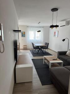 Apartment REA