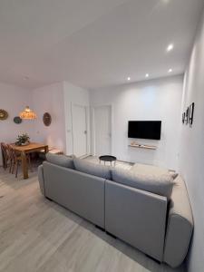 Azure House Velipoja