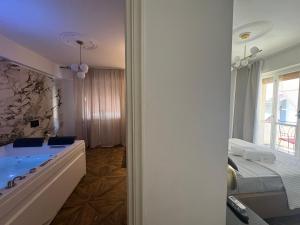 BEDBLUESKY-Sparklingsuite nel centro di Dolceacqua