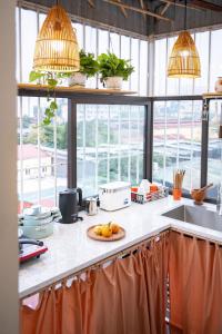 Sunlit Vintage Home, Music, Cozy, Stylish