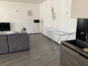 Apartment National Square