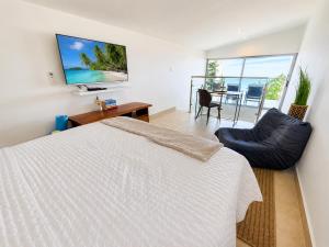 5th Floor Oceanfront Penthouse 3 Bedroom Playa Pura Vida at Bejuco Beach