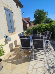 Chez Éva