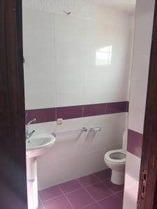 Beautiful and Spacious apt seaview 5 min walk to beach