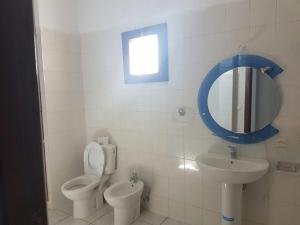 Beautiful and Spacious apt seaview 5 min walk to beach