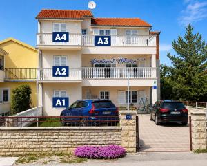 Apartment Mladen