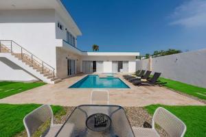 First class 4BR KING SIZE Villa in Sosua town