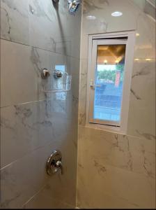 Comfortable 1 bedroom apartment attic