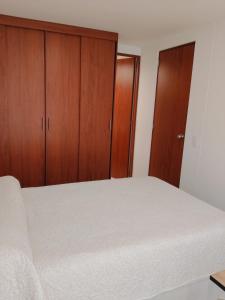 Habitación amplia en copropiedad