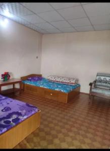 Hidden Lake View Home Stay