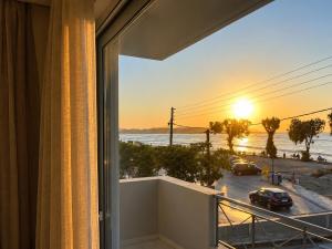 Nea Chora Seaside Luxury Apartment