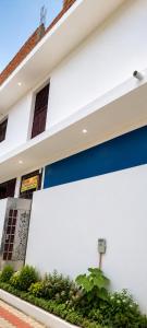 Hotel Panchmukhi Ashram Ayodhya Dham