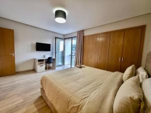 Premium 3BR Rabat Marina, Ocean, Lake & Sights