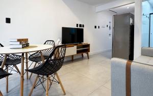 Modern design and 24-hour concierge on Rio Branco