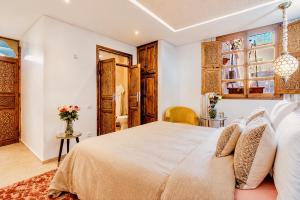 Riad Chelsie 103 Rooftop & SPA