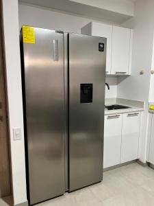 Modern 1BR Apartment with Pool in San Salvador