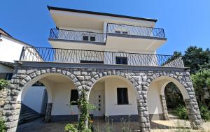 Apartman Karlo