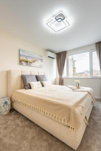 Amazing 2 bedroom apartment with sea view