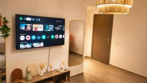 Self checkin & Easy Access Apartment with Full AC dryer NETFLIX