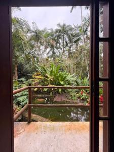 Casa Bela Waterfall Natural Pool near Paraty