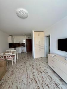 Kavatsi Holidays Apartments & Studio with Sea View