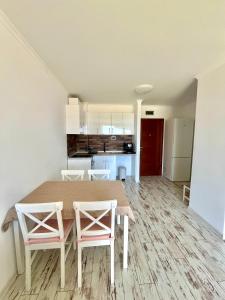 Kavatsi Holidays Apartments & Studio with Sea View