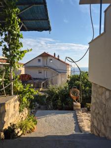 Apartments with parking space Bilo, Primosten - 4662