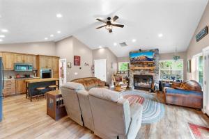 Silver Fork Chalet
