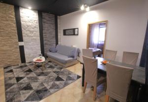Apartments with parking space Basanija, Umag - 27267