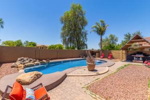 Heated Pool Comfy King Queen BBQ
