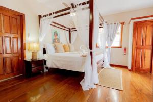 Hidden Jewel Boutique Hotel