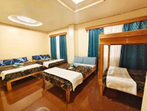 PineHouse Homestay - Sagada Town Proper!