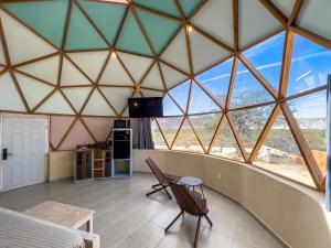 Los Domecitos - Geodesic Dome Retreat