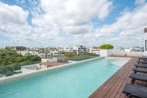 Oceanview Roof Pool I Fast WiFi I SmartTV Nr Beach