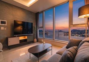 Le Collective Busan station