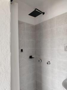 Minimalist suite, Excellent location
