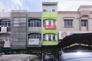 RedDoorz at Jalan Bangau Palembang