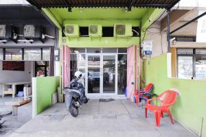 RedDoorz at Jalan Bangau Palembang