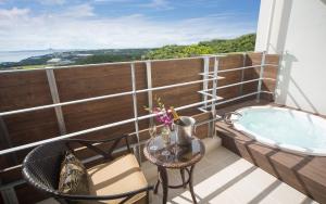 Hillside Sea View Resort Villa Gushikumui