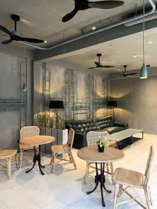 Grids by Epic Collection