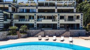 Casa Giulia Taormina -Luxury apartment with panoramic view, swimming pool,parking et center ville