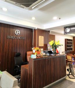 Bros Hotel Nguyễn Trãi