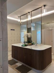 Luxury condo Astra Sky River, premium room