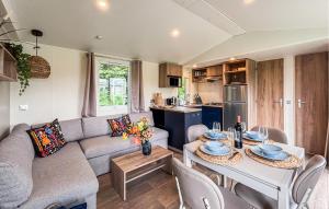 Gorgeous Home In Oude Pekela With Sauna