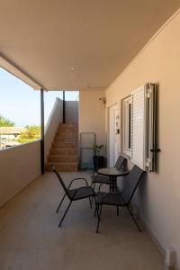 Perdika center rooms
