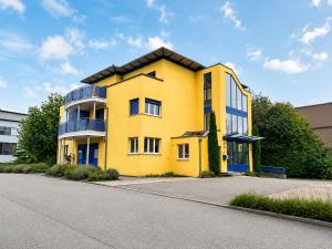 HelloStay Zug Studios