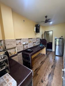 Modern 1BHK AC Retreat