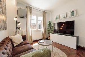 Enjoy Apartments Paz 1 - Bright apartment near Sagrada Familia