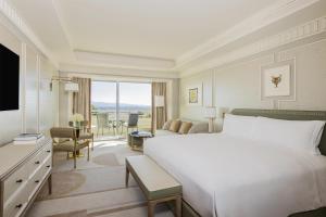 Rome Cavalieri, A Waldorf Astoria Hotel